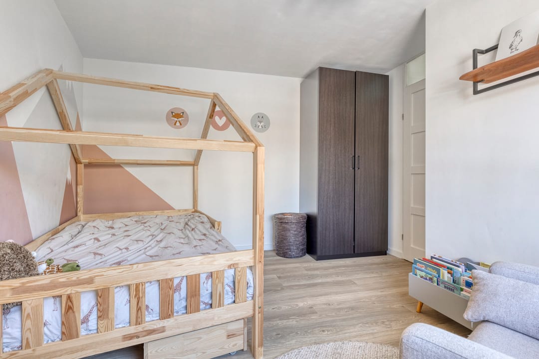 Foto 26 van Bisschop Romerostraat 132