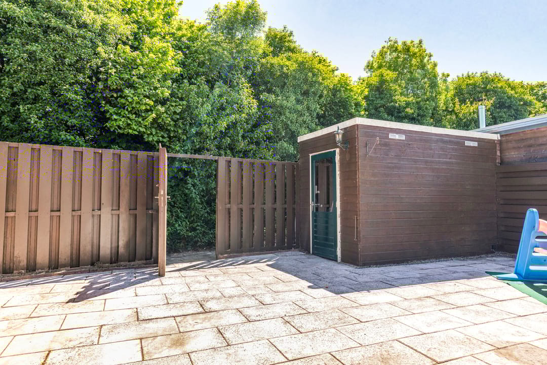 Foto 38 van Bisschop Romerostraat 132