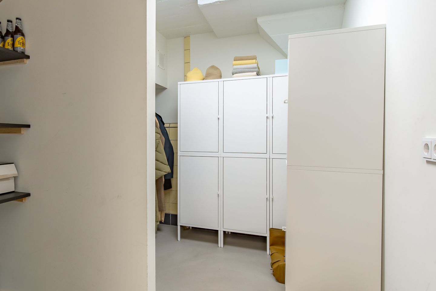 Photo 35 of Zijdebalenstraat 1