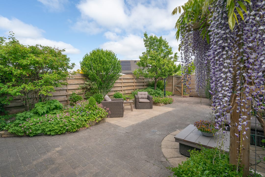 Photo 38 of Laan van Keulen 54