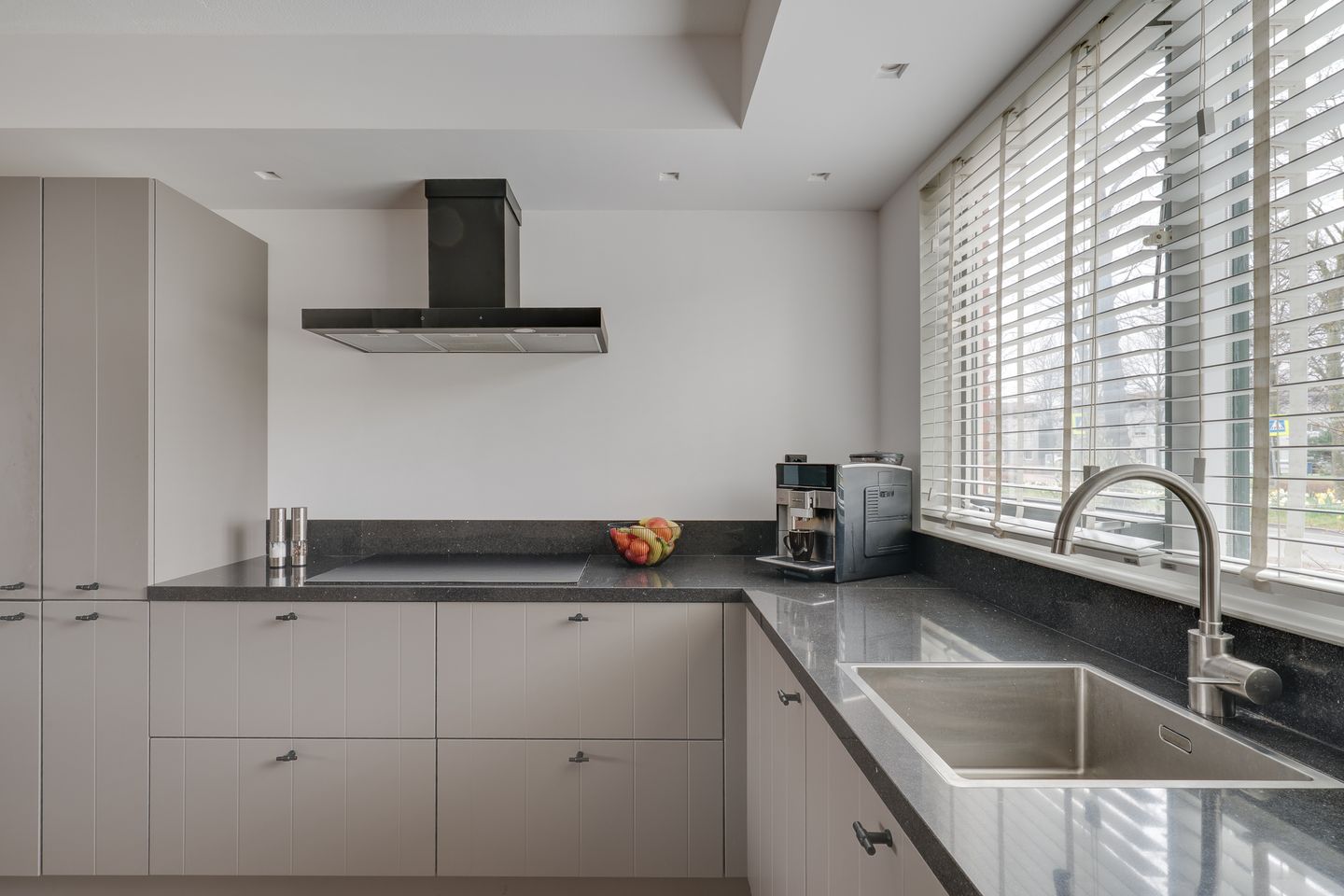 Photo 14 of Laan van Keulen 54