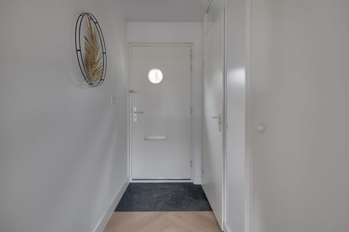 Photo 33 of Laan van Keulen 54