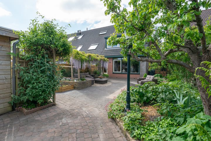 Photo 41 of Laan van Keulen 54