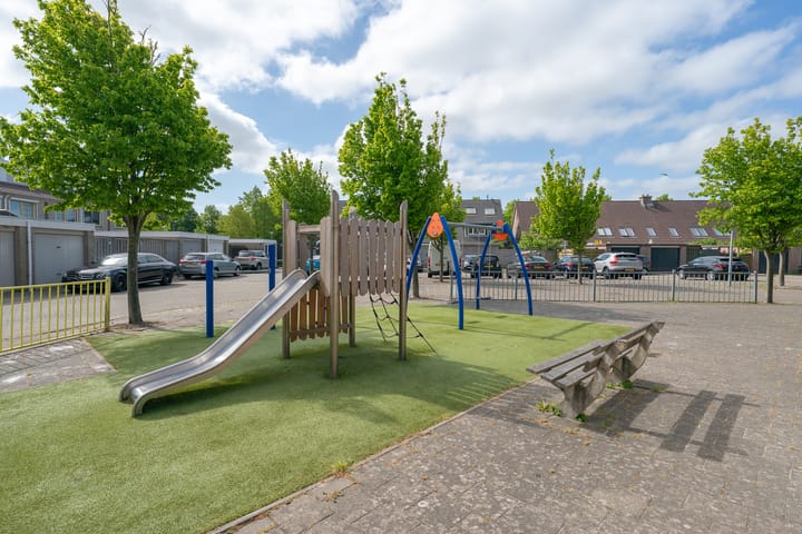 Photo 43 of Laan van Keulen 54