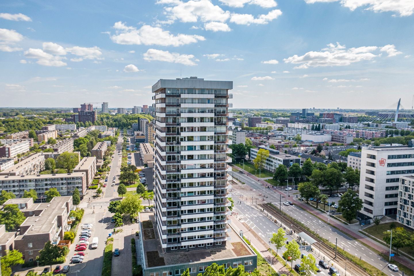 Foto 1 van Van Weerden Poelmanlaan 26