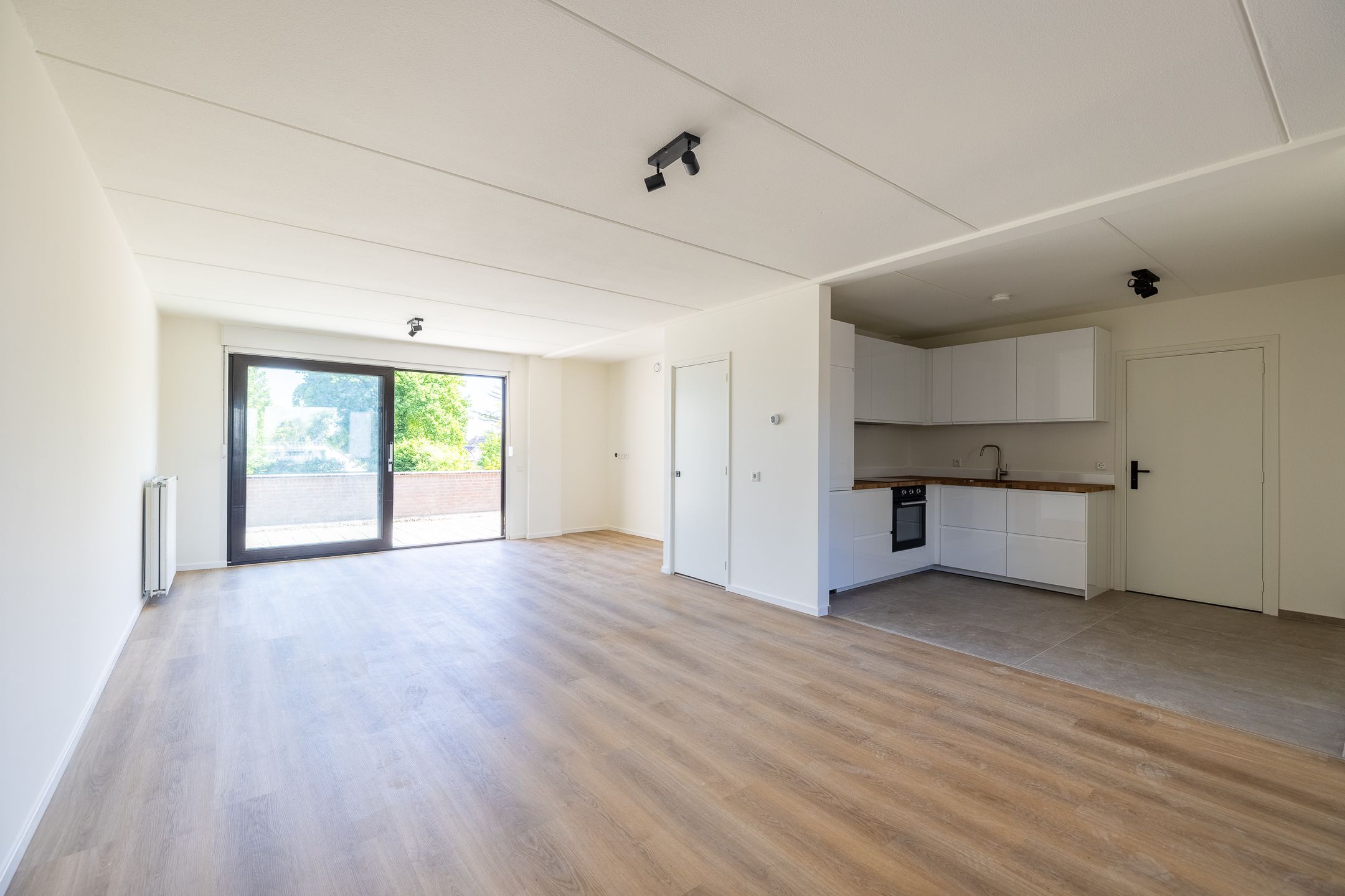 Photo 3 of Grotestraat 13-A