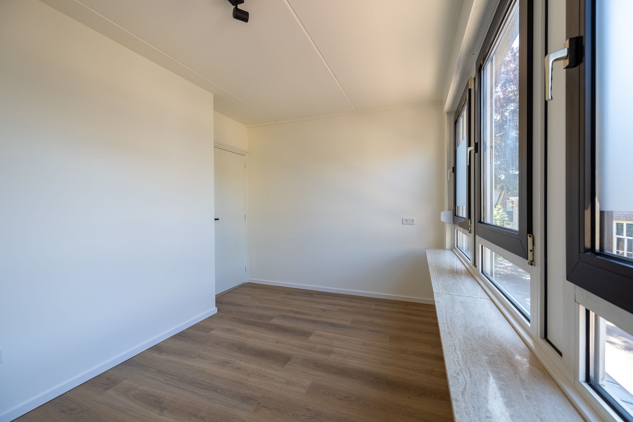 Photo 18 of Grotestraat 13-A