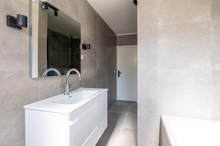 Foto 28 van Grotestraat 13-A