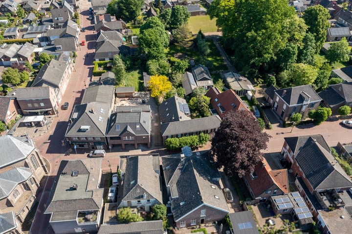 Foto 44 van Grotestraat 13-A