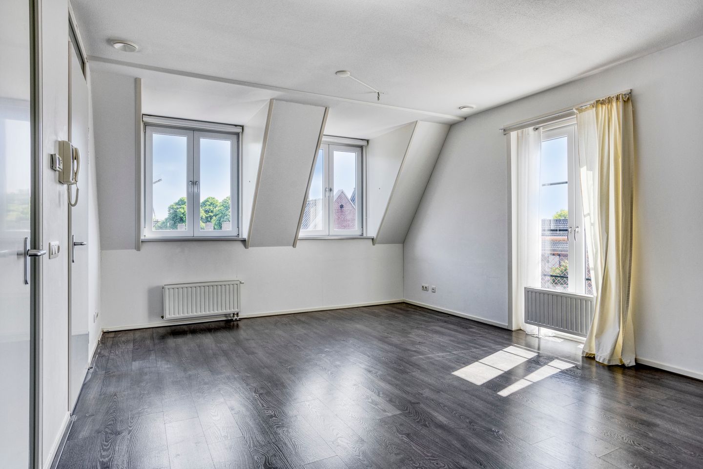 Foto 14 van Godsplein 4-G