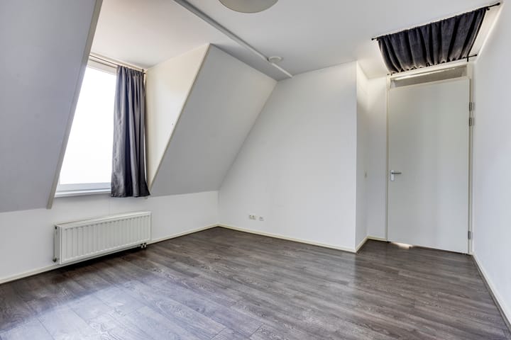 Foto 22 van Godsplein 4-G