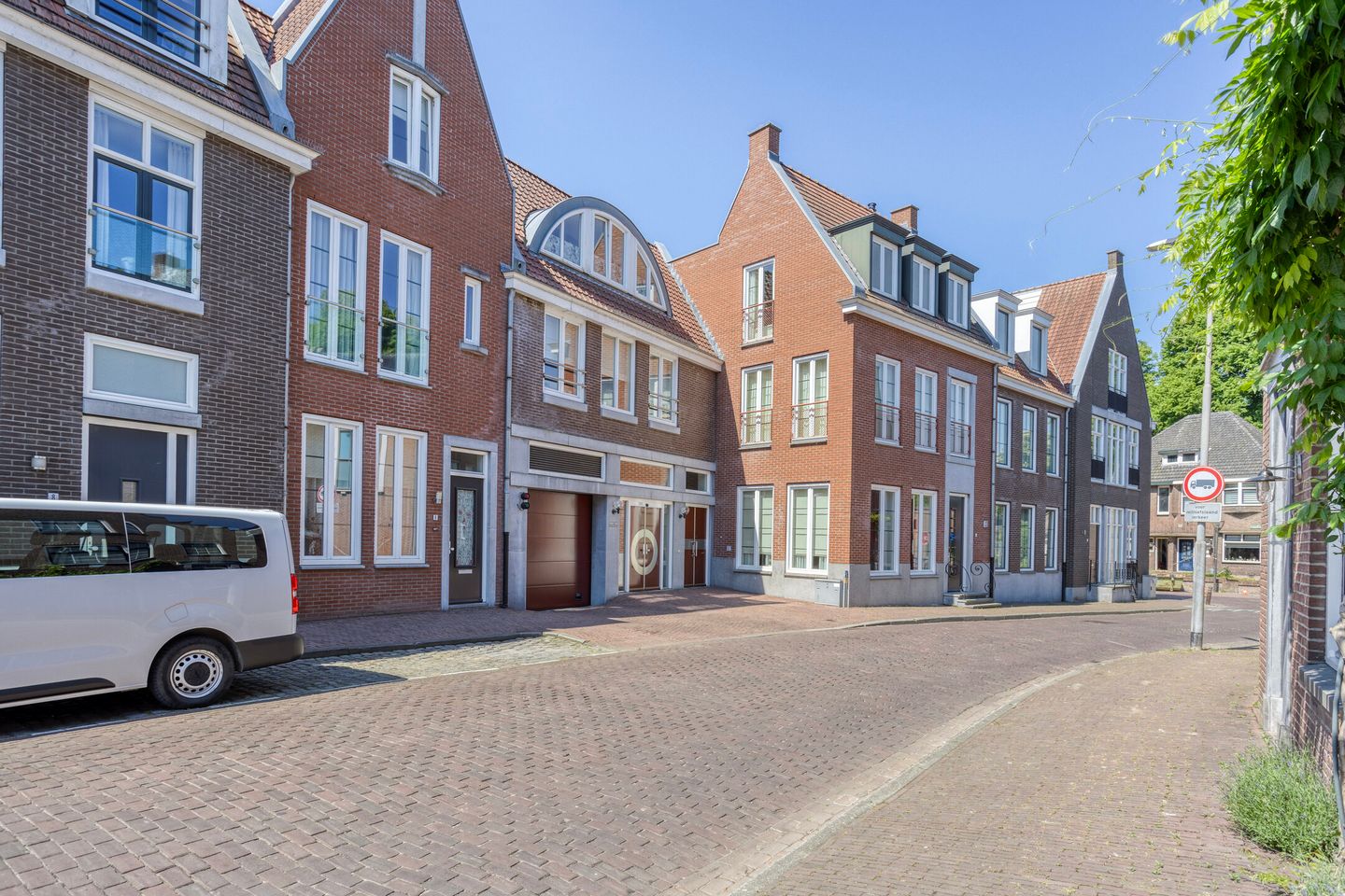 Foto 25 van Godsplein 4-G