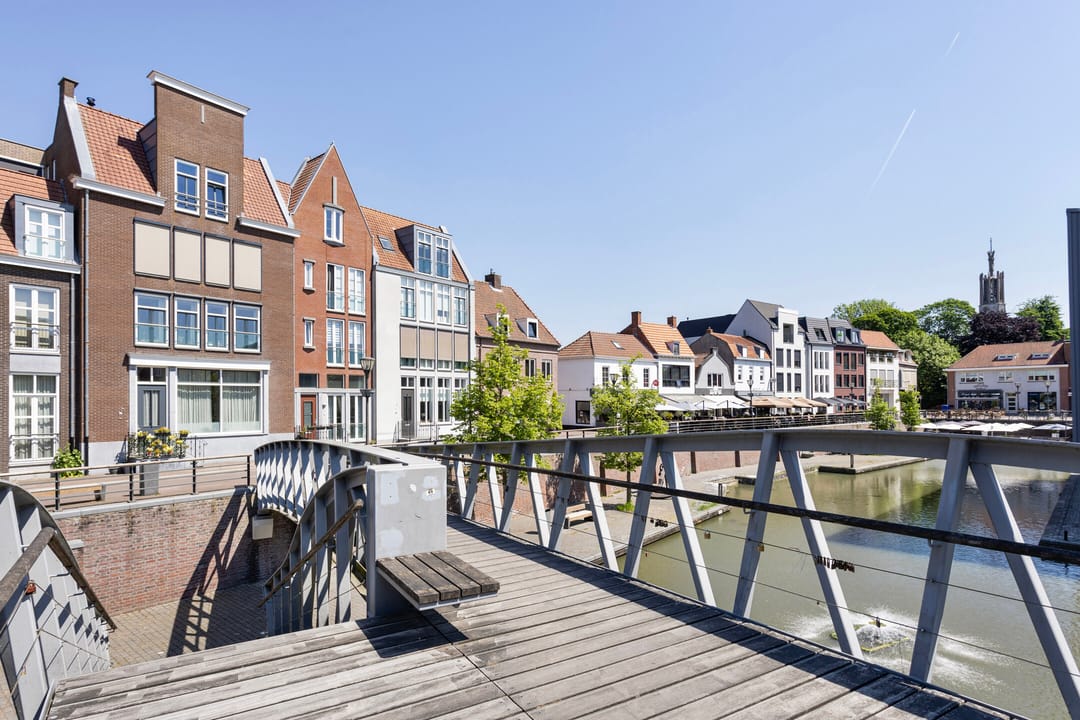 Foto 26 van Godsplein 4-G