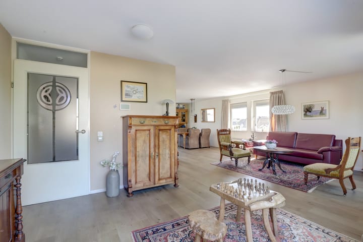 Foto 6 van Westwal 44