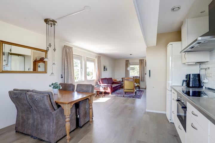 Foto 10 van Westwal 44