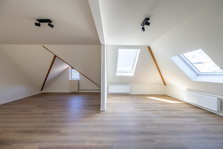 Foto 4 van Grotestraat 13-B