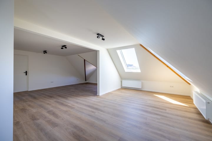 Foto 8 van Grotestraat 13-B