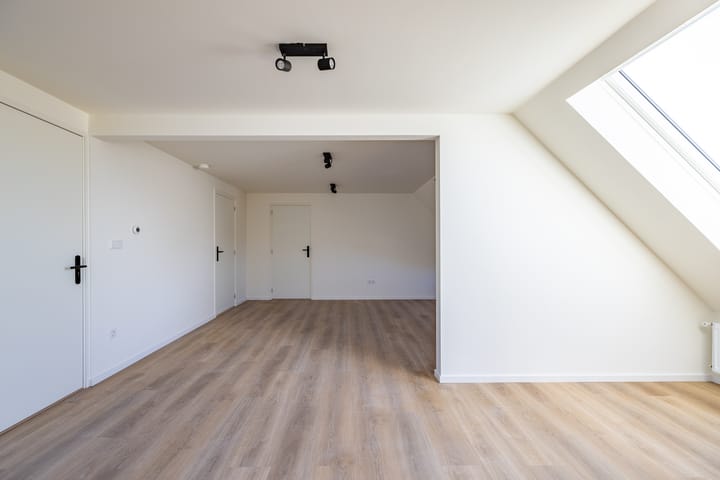 Foto 9 van Grotestraat 13-B