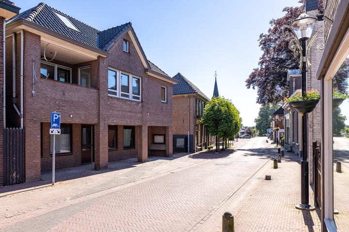 Foto 36 van Grotestraat 13-B