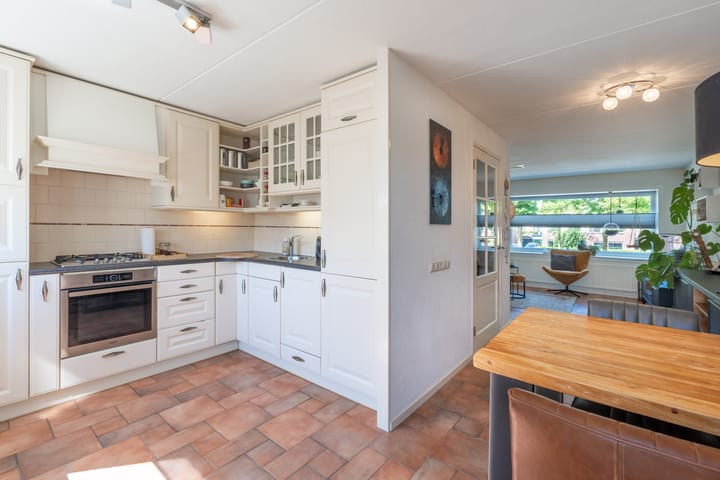 Foto 12 van Leonard Springerlaan 202