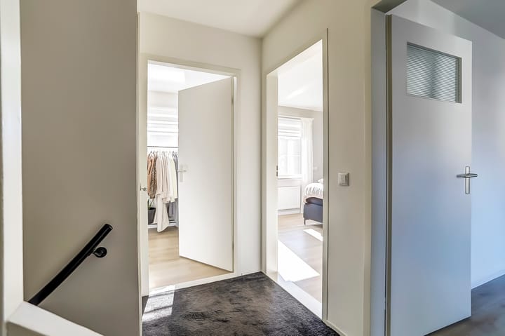 Foto 16 van Tooropstraat 7