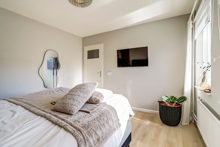 Foto 18 van Tooropstraat 7