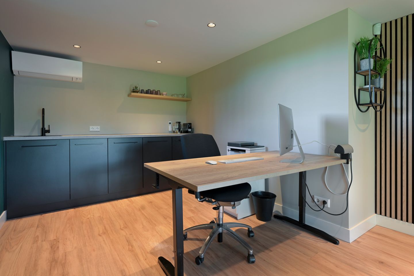 Foto 49 van Overeindseweg 34-A