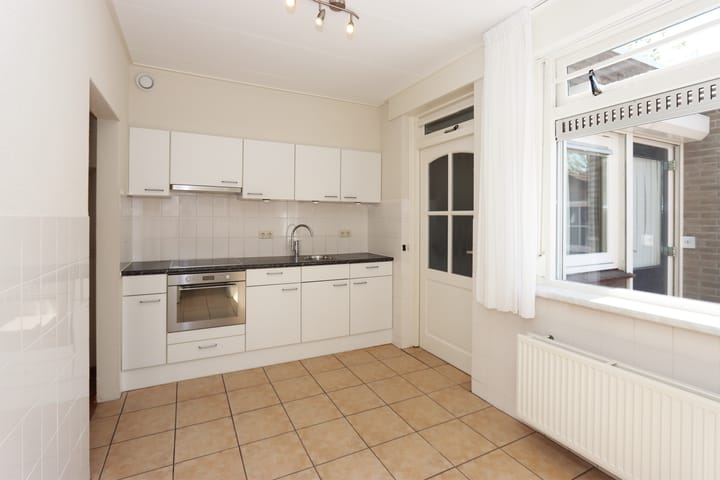 Foto 19 van van Nispenstraat 52