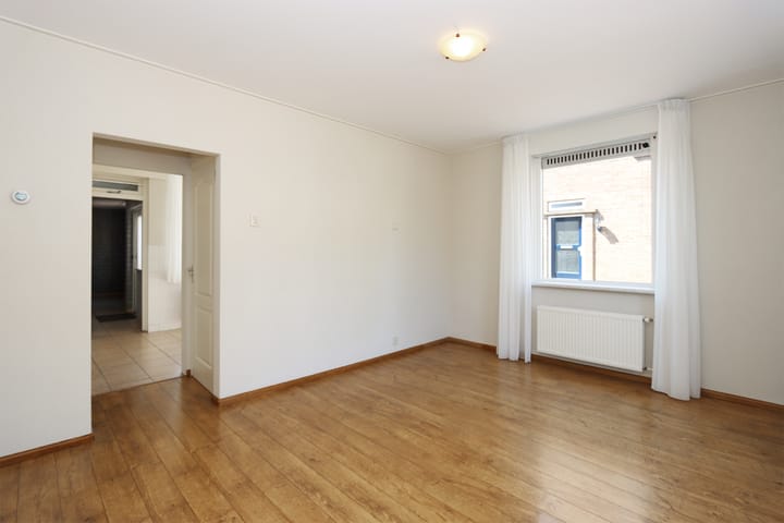 Foto 18 van van Nispenstraat 52