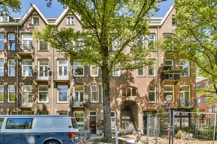 Foto 2 van Jacob Obrechtplein 9-1