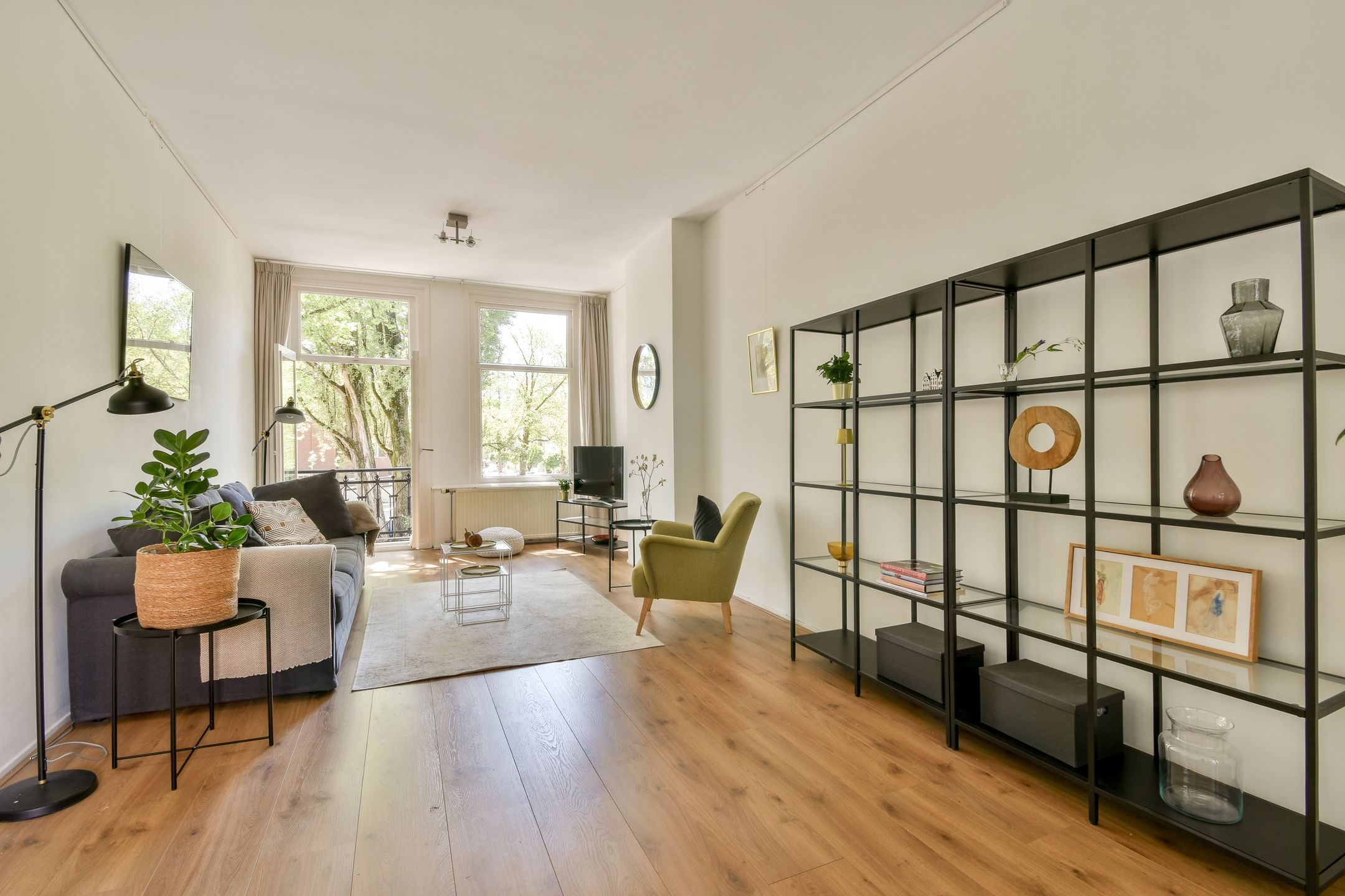 Foto 3 van Jacob Obrechtplein 9-1