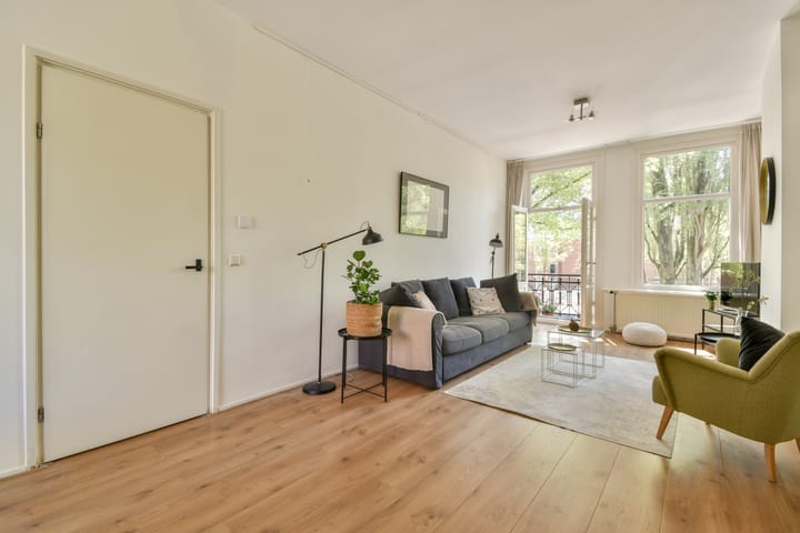 Foto 4 van Jacob Obrechtplein 9-1