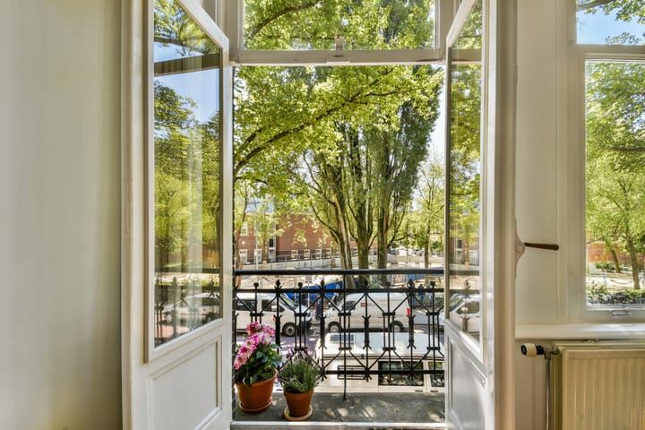 Foto 5 van Jacob Obrechtplein 9-1