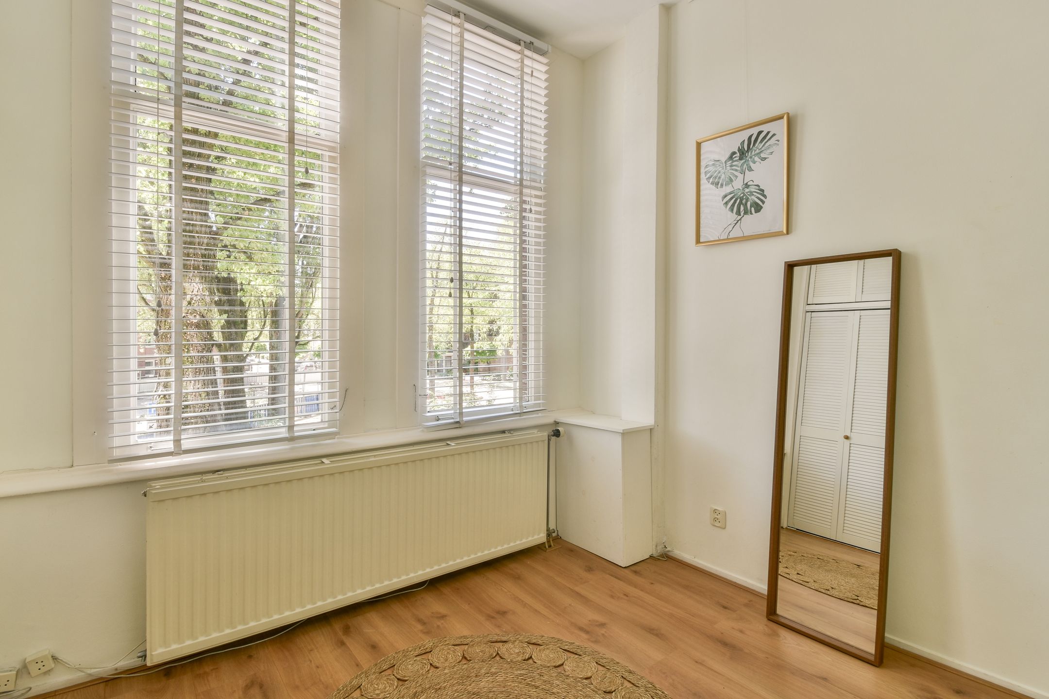 Foto 24 van Jacob Obrechtplein 9-1