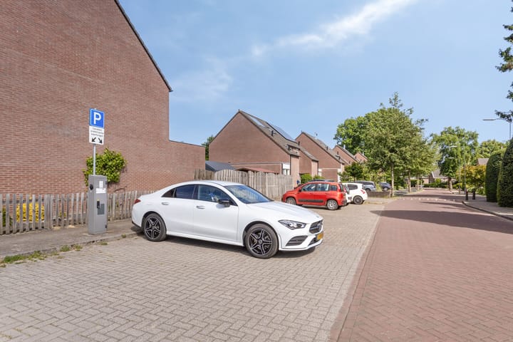 Foto 24 van Betsy Westendorpstraat 1