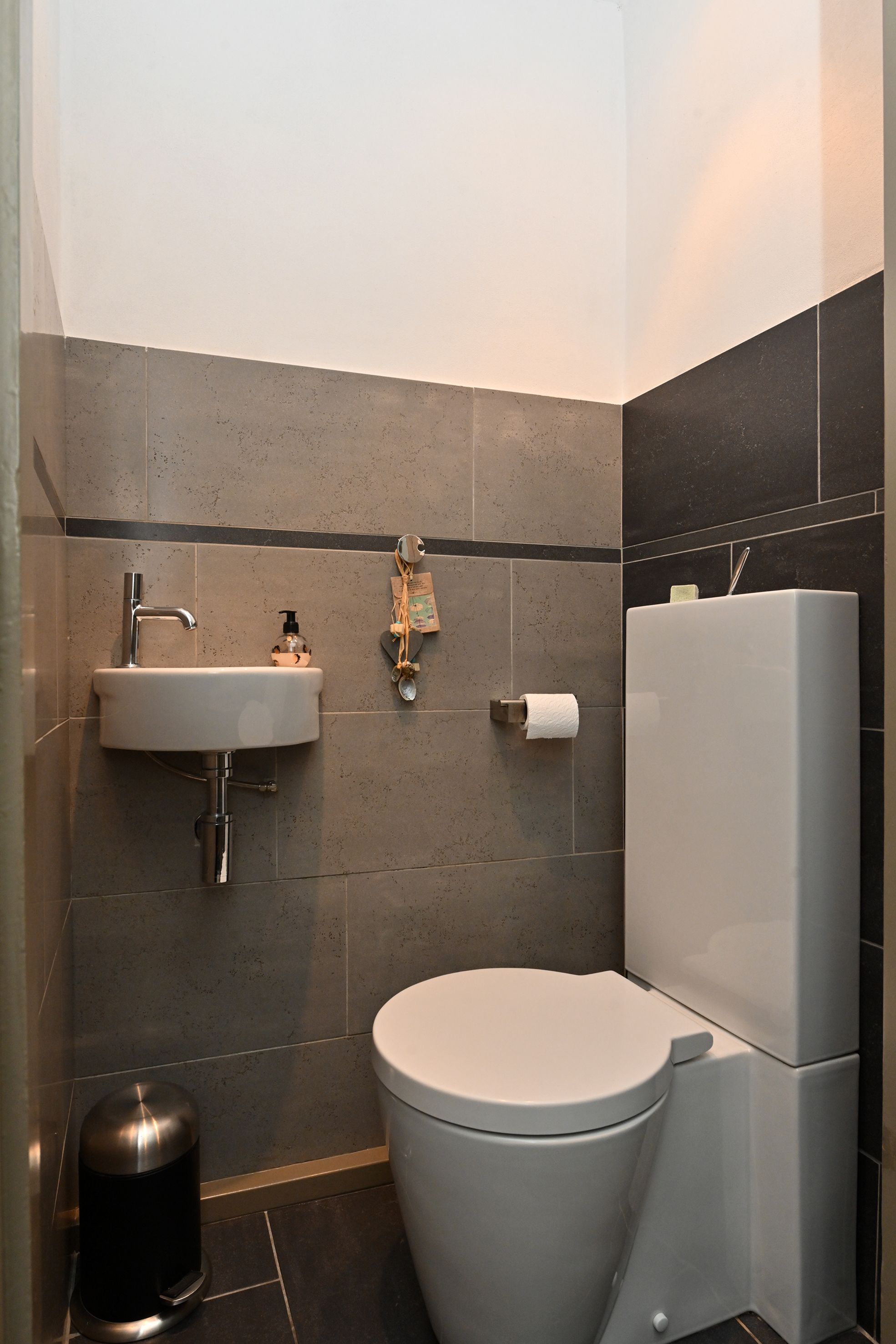 Photo 27 of Meeussenstraat 7