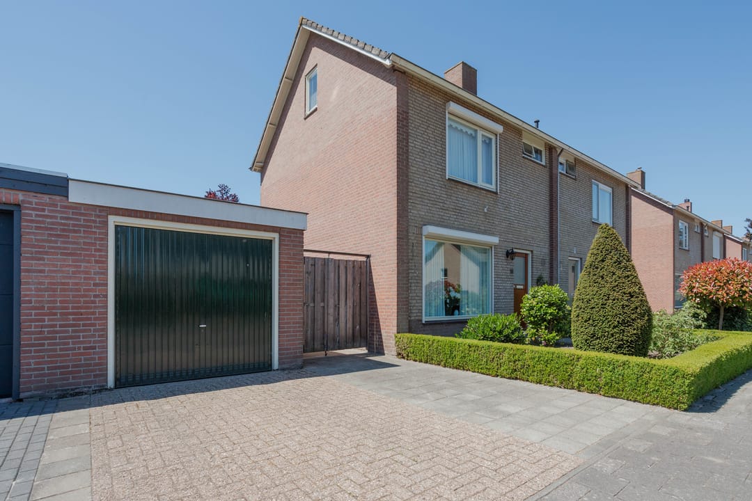 Foto 8 van Debussylaan 16