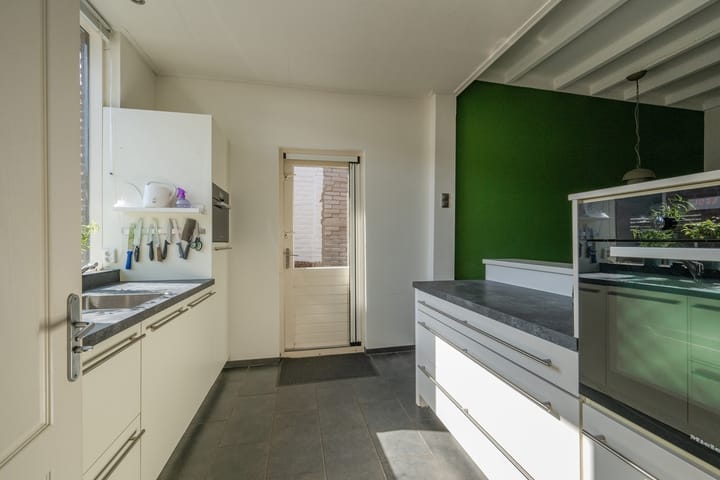 Foto 17 van Oranje Nassaulaan 50