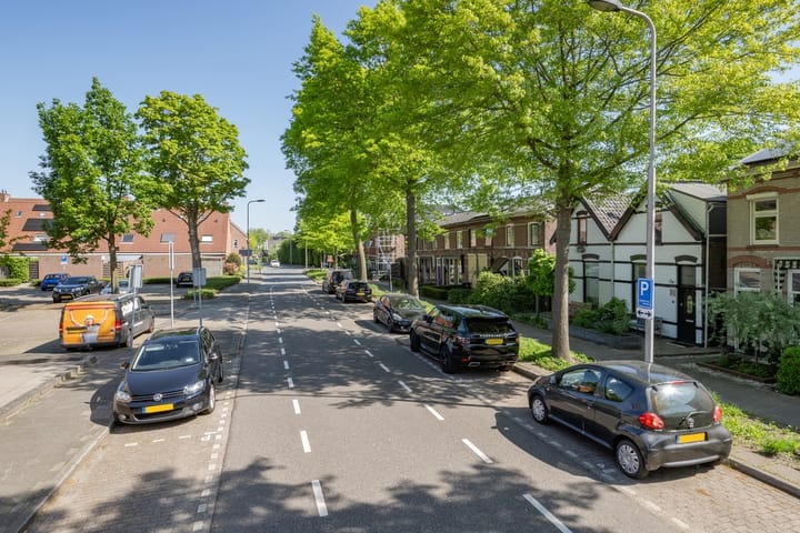 Foto 36 van Oranje Nassaulaan 50