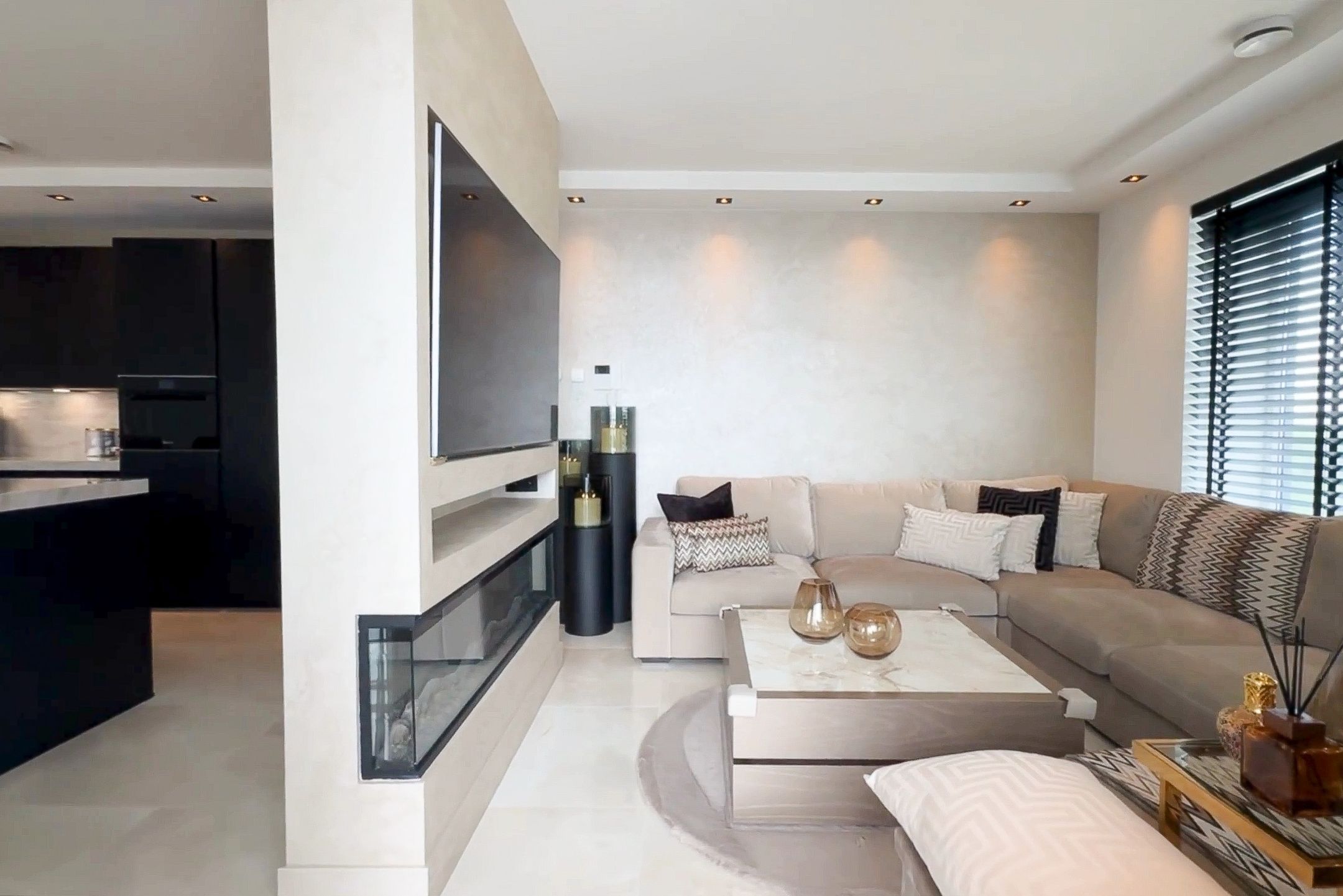 Foto 9 van Galileistate 161