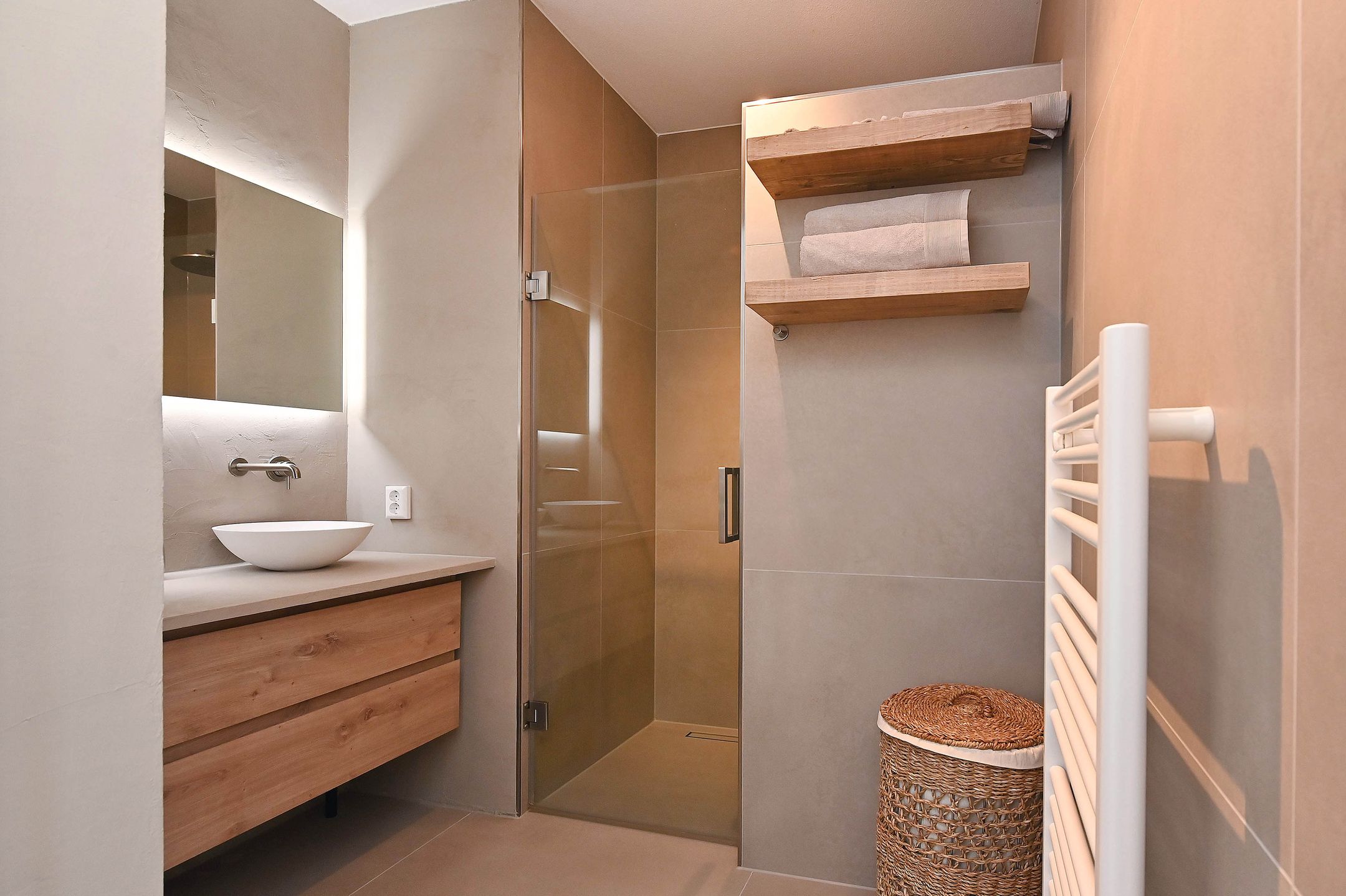 Foto 30 van Industriestraat 256