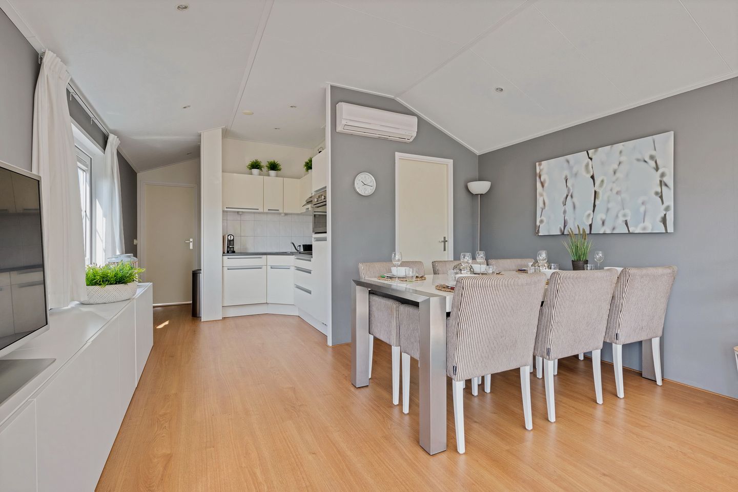 Foto 14 van Bloklaan 22-AWT05