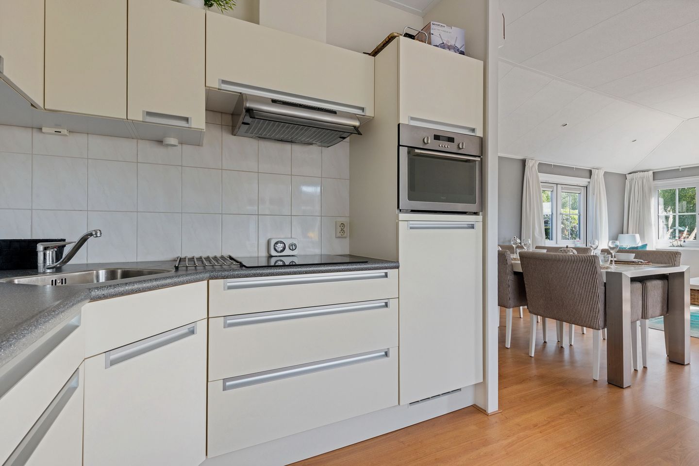 Foto 20 van Bloklaan 22-AWT05