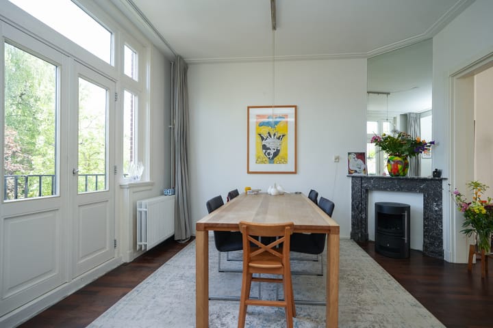 Photo 16 of Ruisdaelstraat 28