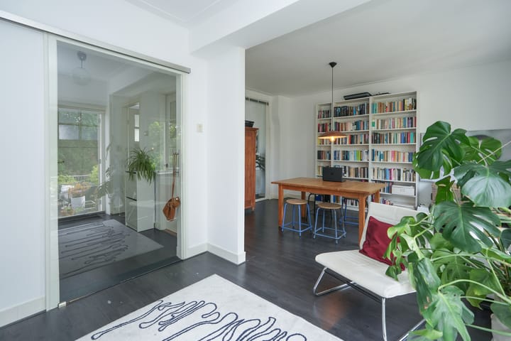 Photo 29 of Ruisdaelstraat 28