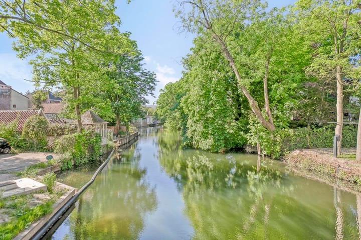 Photo 2 of Kromhout 49