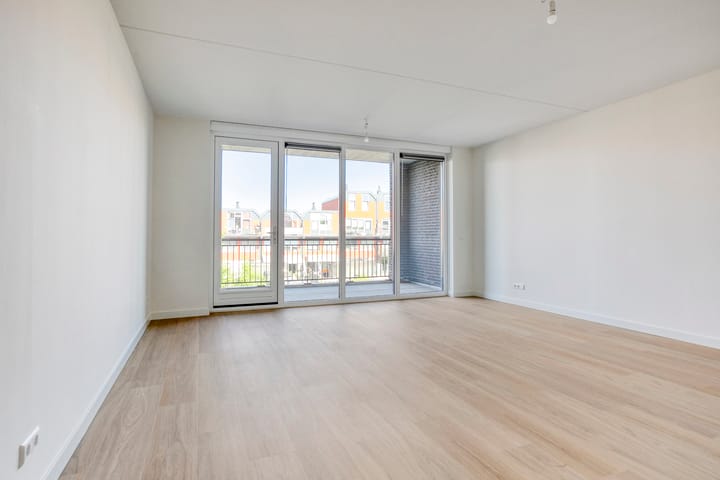 Photo 5 of Kromhout 49