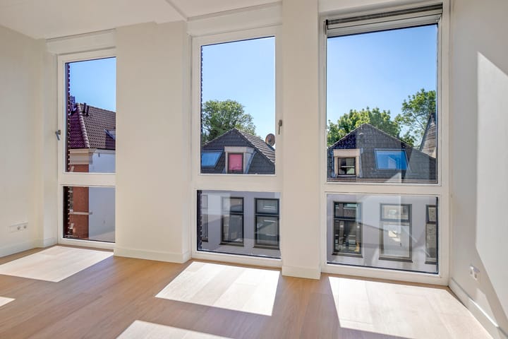 Photo 15 of Kromhout 49