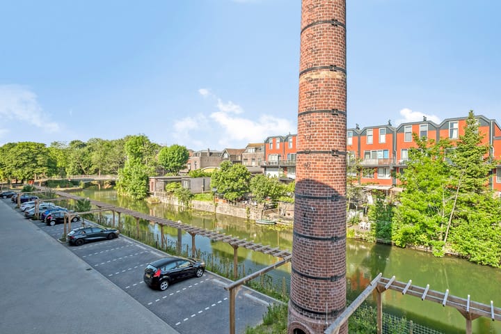 Photo 24 of Kromhout 49