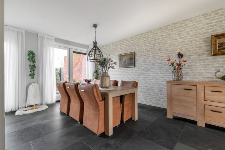 Foto 14 van Beverwijkerstraatweg 98